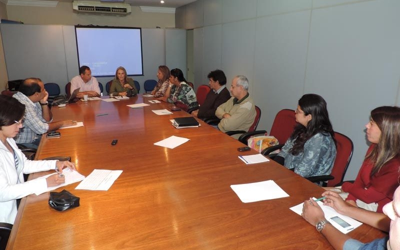 Equipes de Saúde Bucal da Baixada se reúnem no Cisbaf