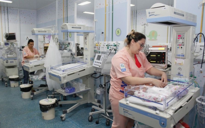 Hospital Estadual da Mãe inaugura novos leitos, amplia capacidade de atendimento e ganha novo setor de UTI neonatal