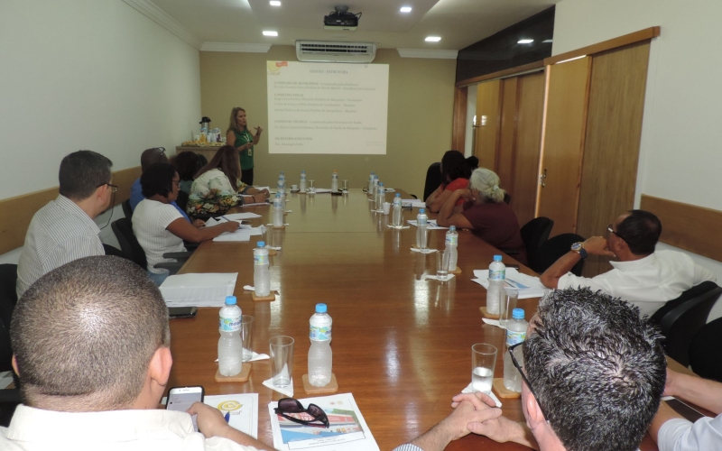 Conselhos Municipais de Saúde participam de reunião no consórcio