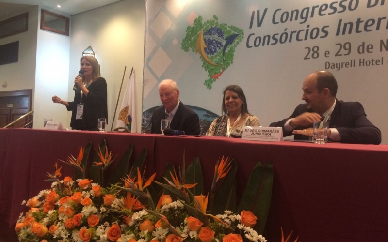 Cisbaf participa de congresso nacional sobre consórcios