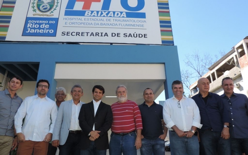 Prefeitos visitam HTO Baixada