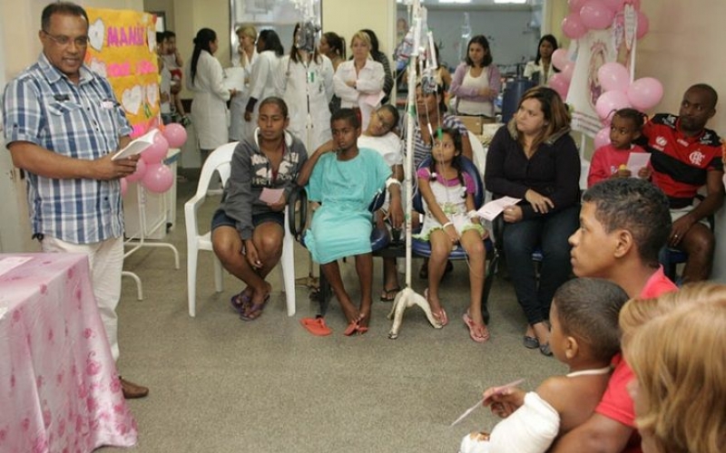 Escolinha do Hospital da Posse homenageia as mães