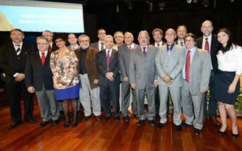 Diretores de unidades da Fiocruz tomam posse