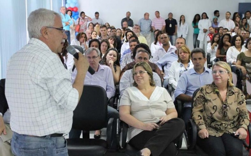 Hospital Moacyr do Carmo comemora cinco anos com nova sala de estudo