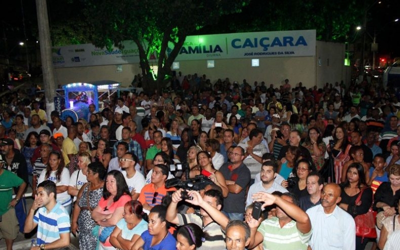 Iguaçuanos comemoram a inauguração da Clínica da Família Caiçara