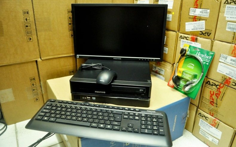 Saúde de Itaguaí recebe 25 computadores para informatização da Assistência Farmacêutica