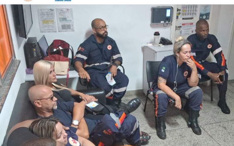 NEP LANÇA MINICURSO DE SUTURA SIMPLES PARA ENFERMEIROS EM BASES DO SAMU